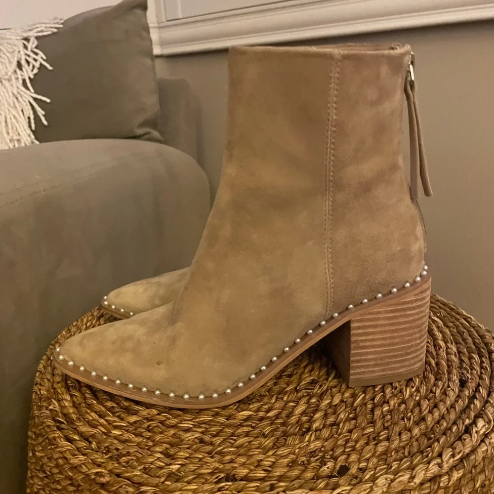 Steve Madden Tan Suede Pointed Toe Ankle Boots with Stud Trim